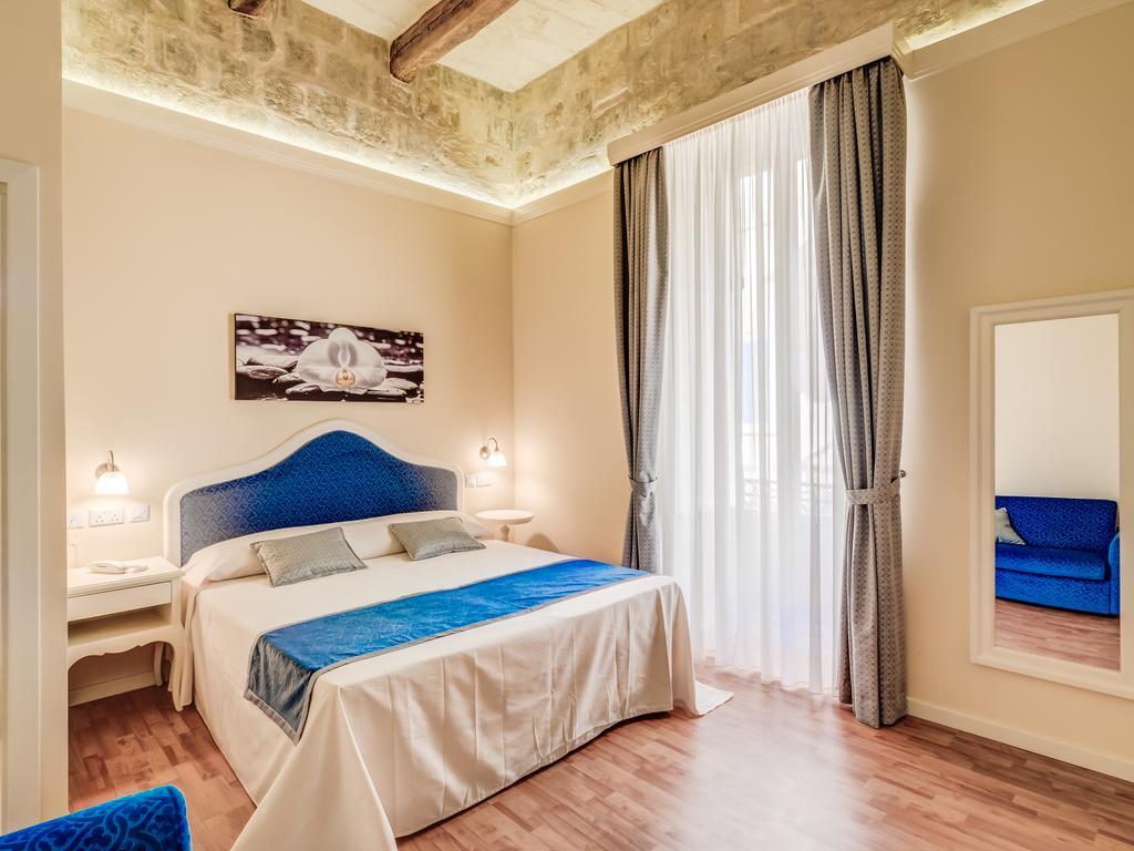Double Room with Balcony,183735684:JPEG